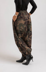 Completo in tecnico camouflage FEDERICA BI