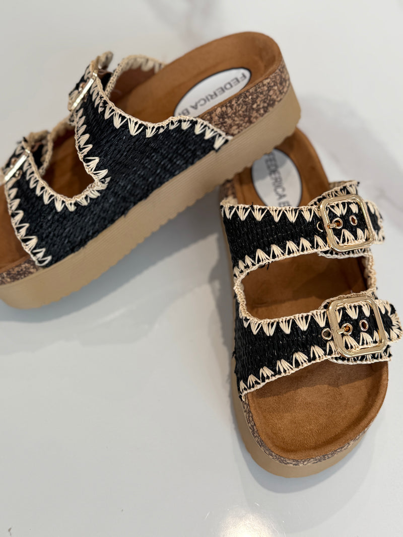 Sabot nero con fibbia FEDERICA BI