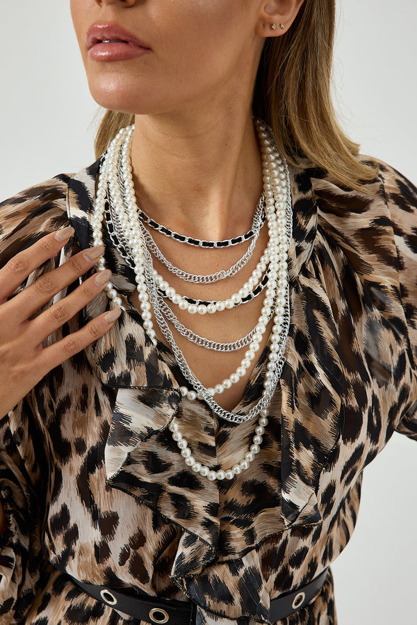Collana multifili di perle e catene argento