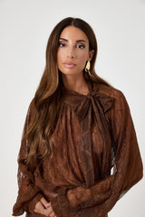 Camicia in pizzo coccio con fiocco FEDERICA BI