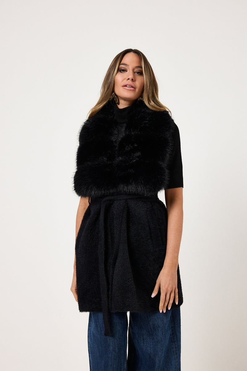 Gilet nero in ciniglia ed ecopelliccia FEDERICA BI