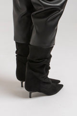Tronchetto nero in suede FEDERICA BI