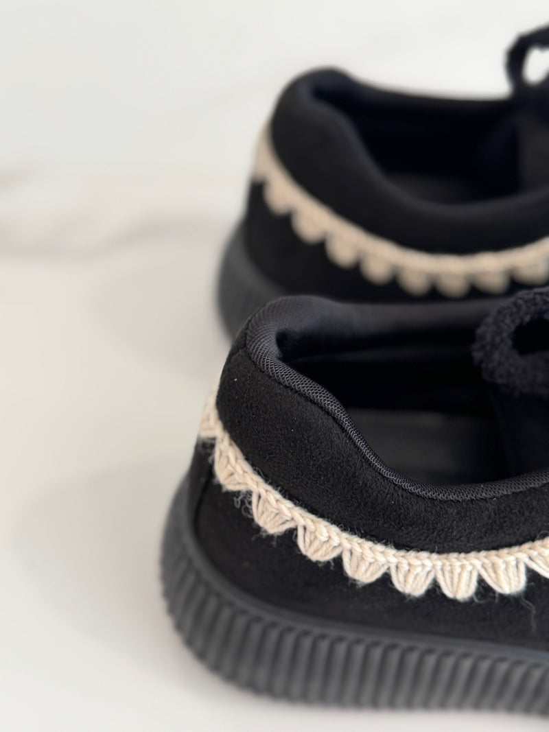 Sneaker nera FEDERICA BI